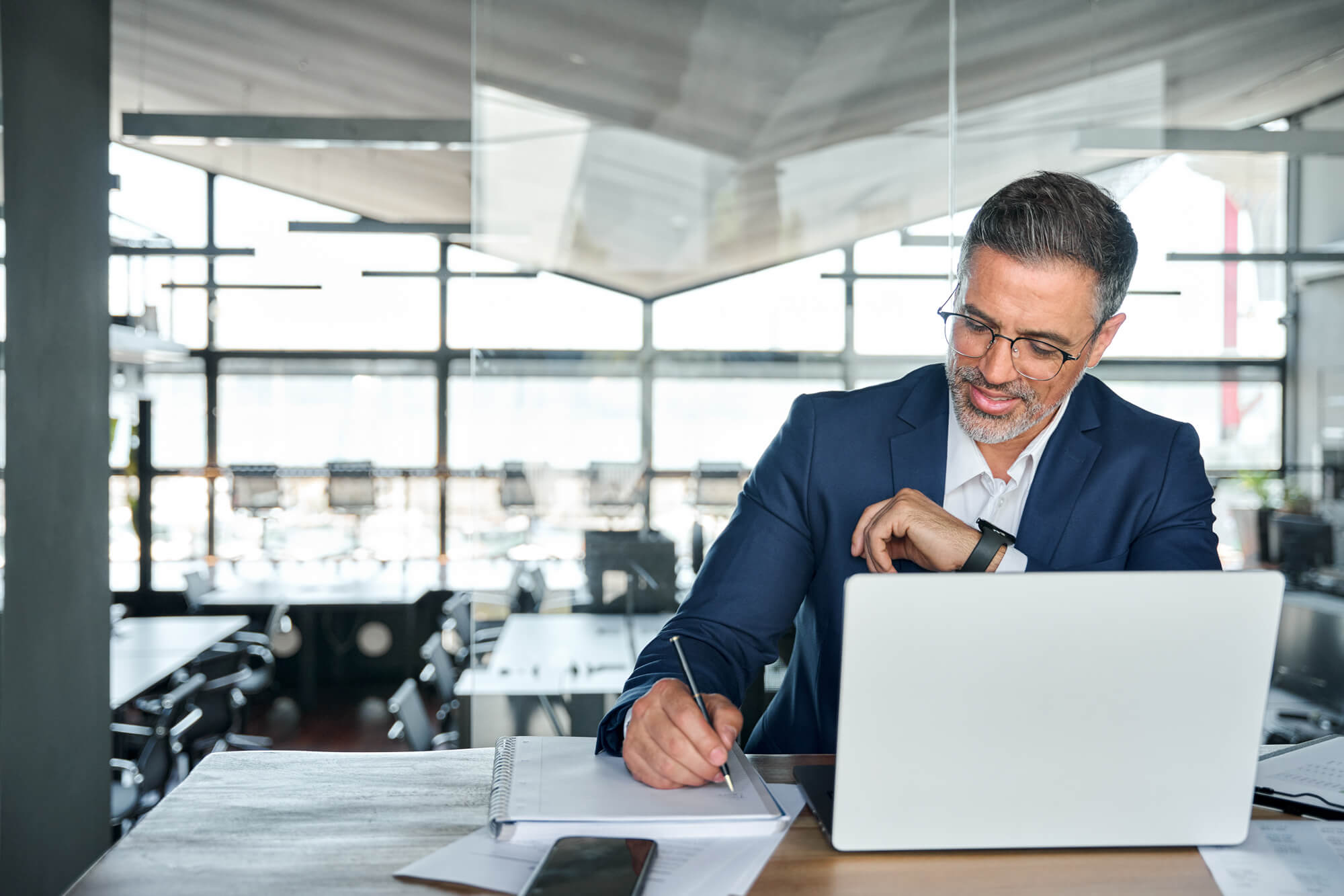 Business-Homepage-Savings-GettyImages-1575126031-optimized